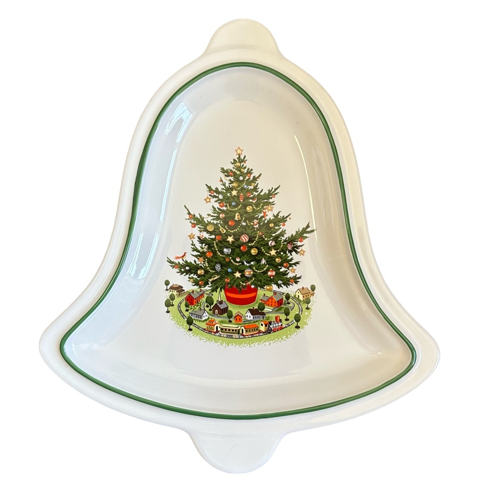 Pfaltzgraff‎ Christmas Heritage White Bell Shaped Plate Christmas Tree Design